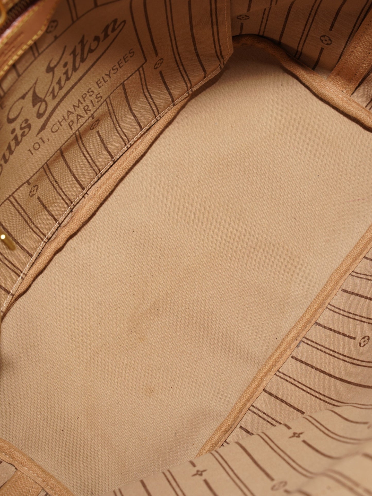 Louis Vuitton Neverfull MM Monogram Coated Canvas