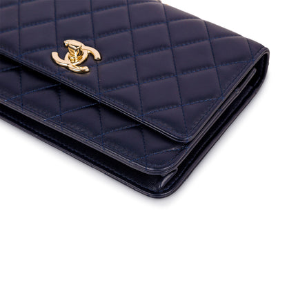 Chanel Trendy Wallet on Chain