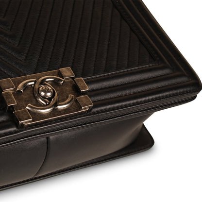Chanel Boy Bag - Old Medium