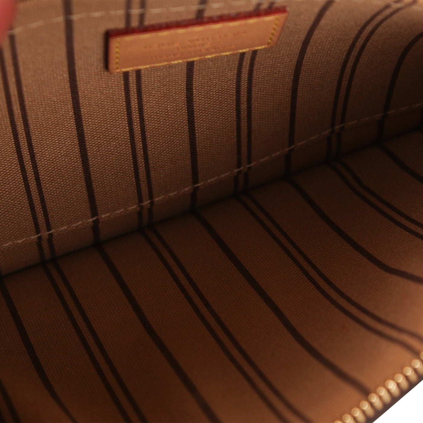 Louis Vuitton Pochette Wristlet - Monogram Canvas