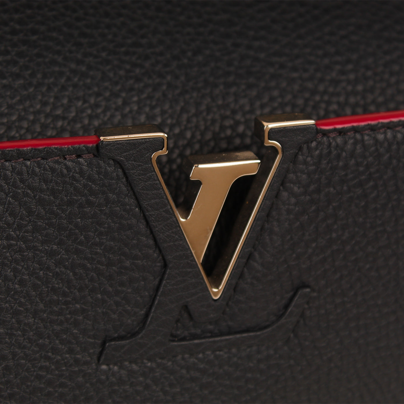 Louis Vuitton Capucines PM