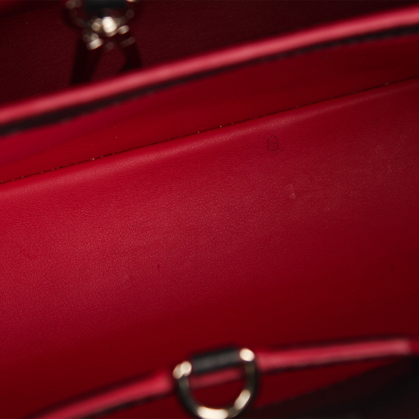 Louis Vuitton Capucines PM