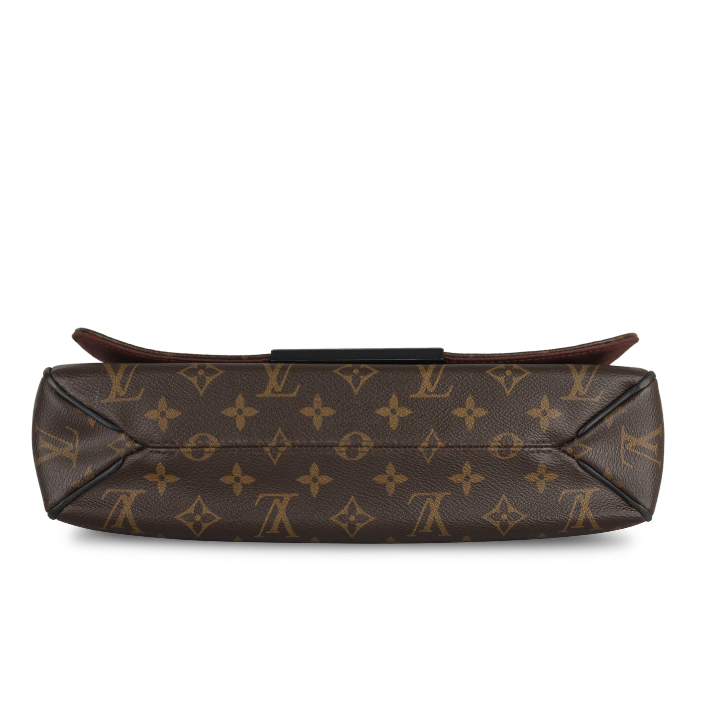Louis Vuitton District MM - Monogram Canvas