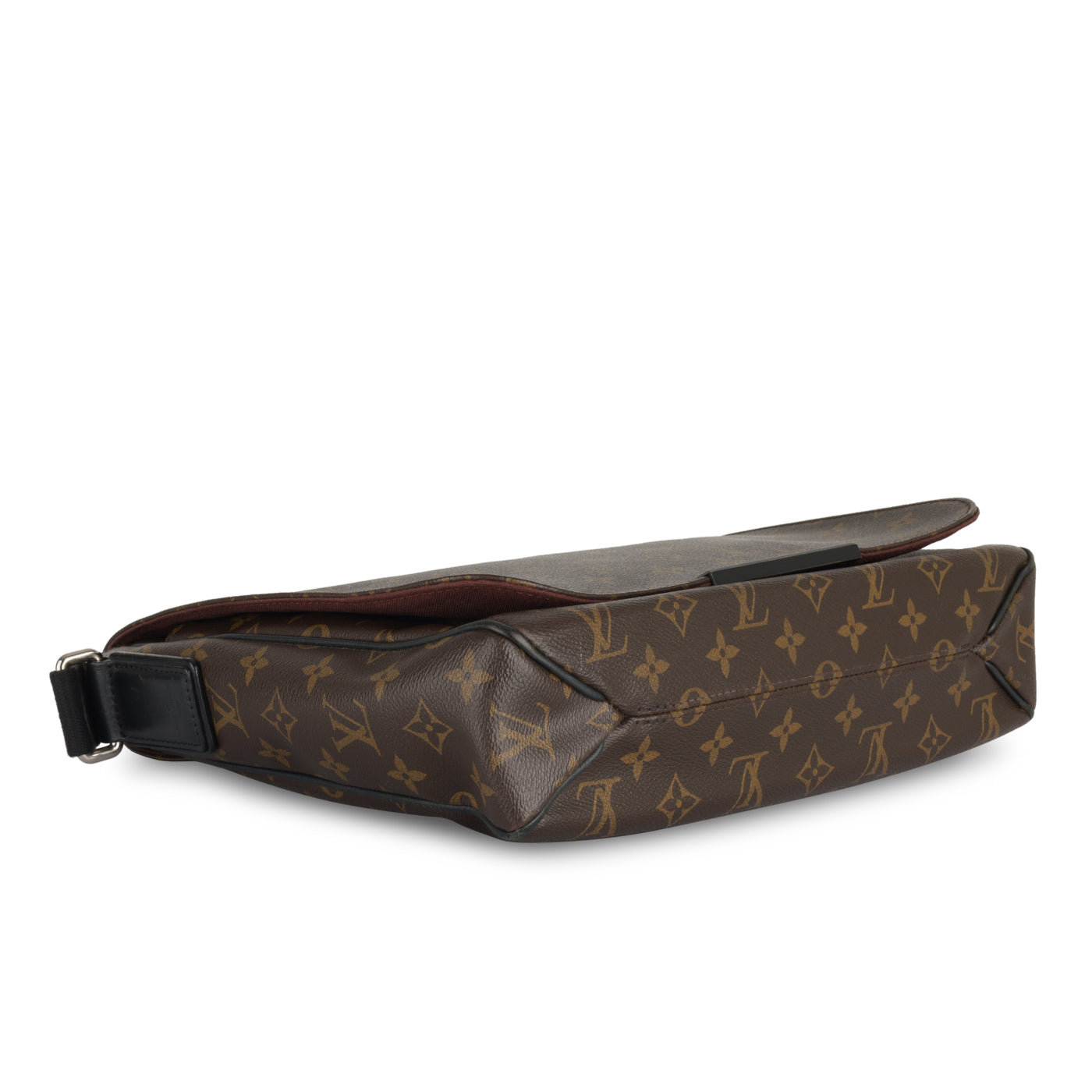 Louis Vuitton District MM - Monogram Canvas