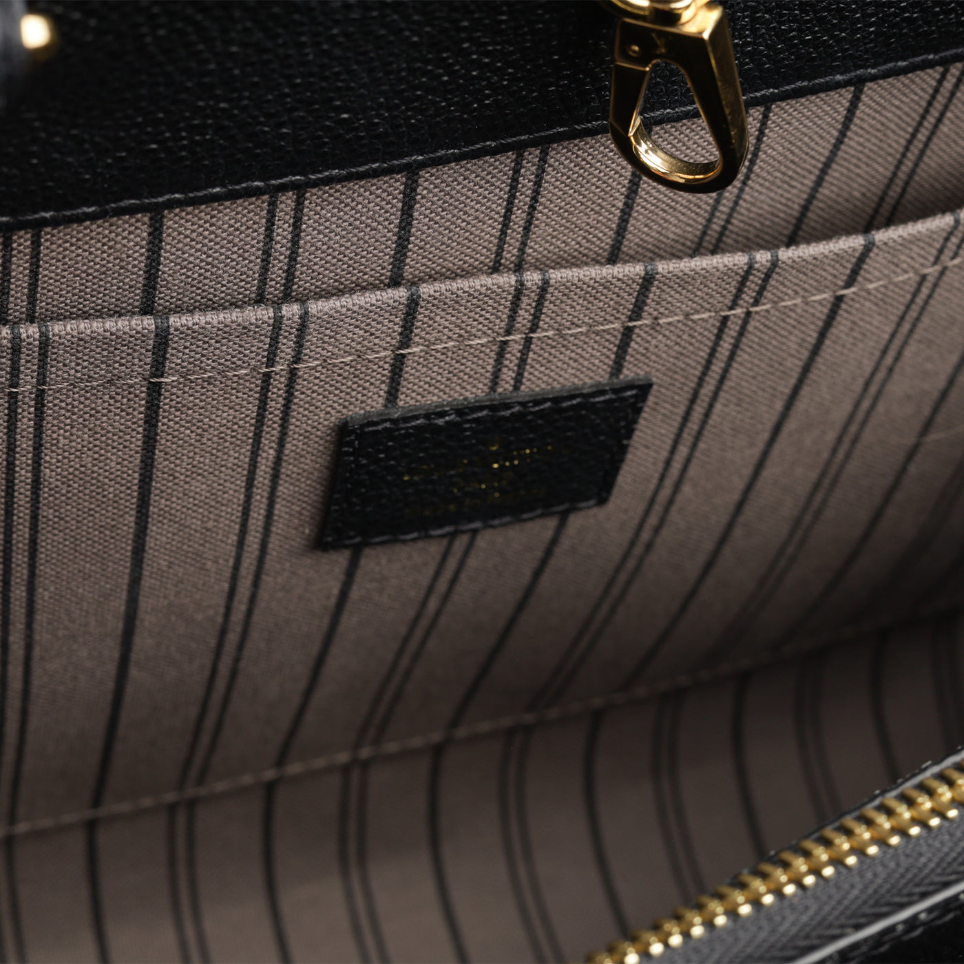 Louis Vuitton Montaigne MM - Monogram Empreinte