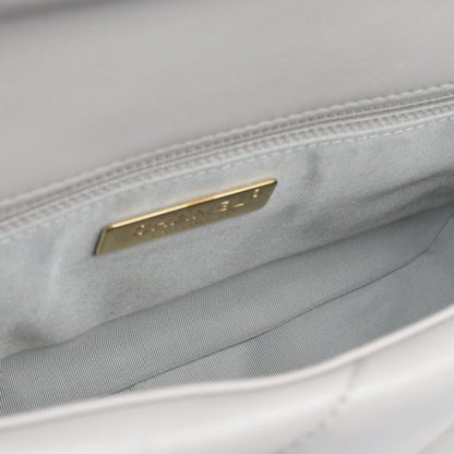 Chanel Chanel 19 - Small