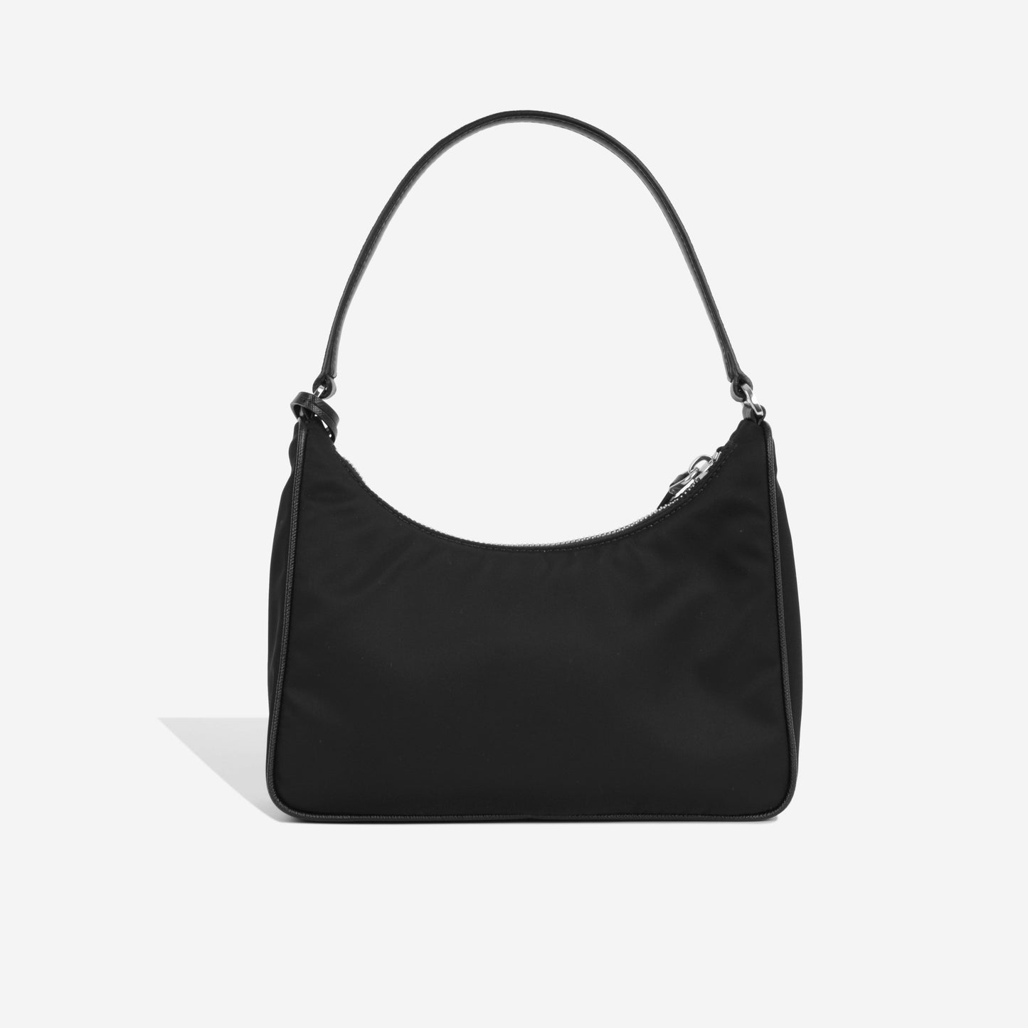 Prada Re-Edition 2005 - Nylon