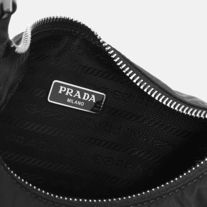 Prada Re-Edition 2005 - Nylon