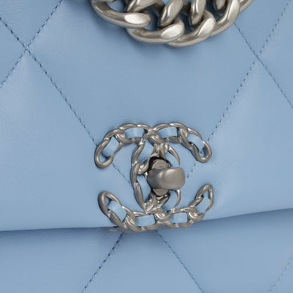 Chanel Chanel 19 - Small