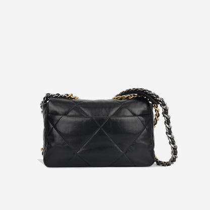 Chanel Chanel 19 - Small