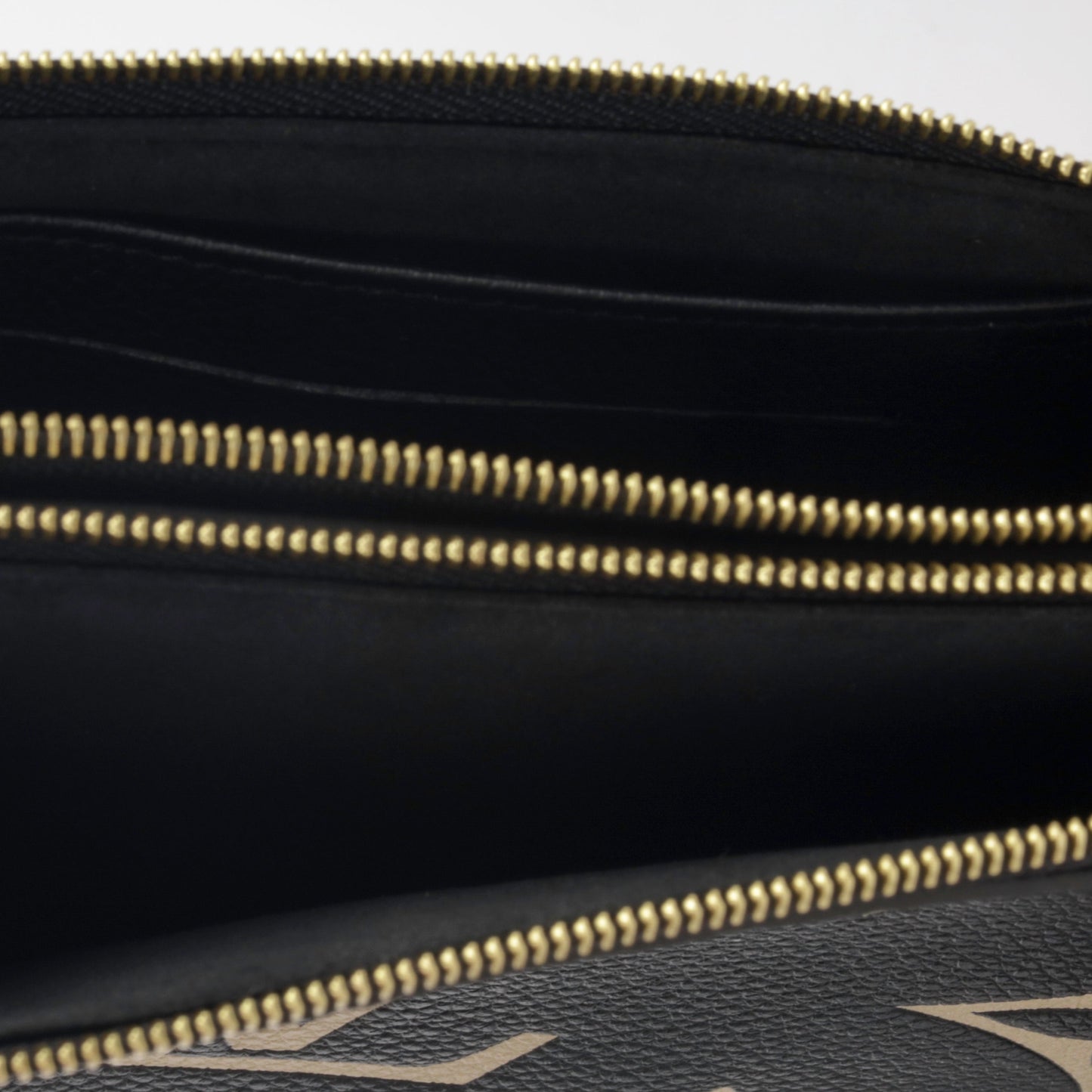 Louis Vuitton Pochette Double Zip