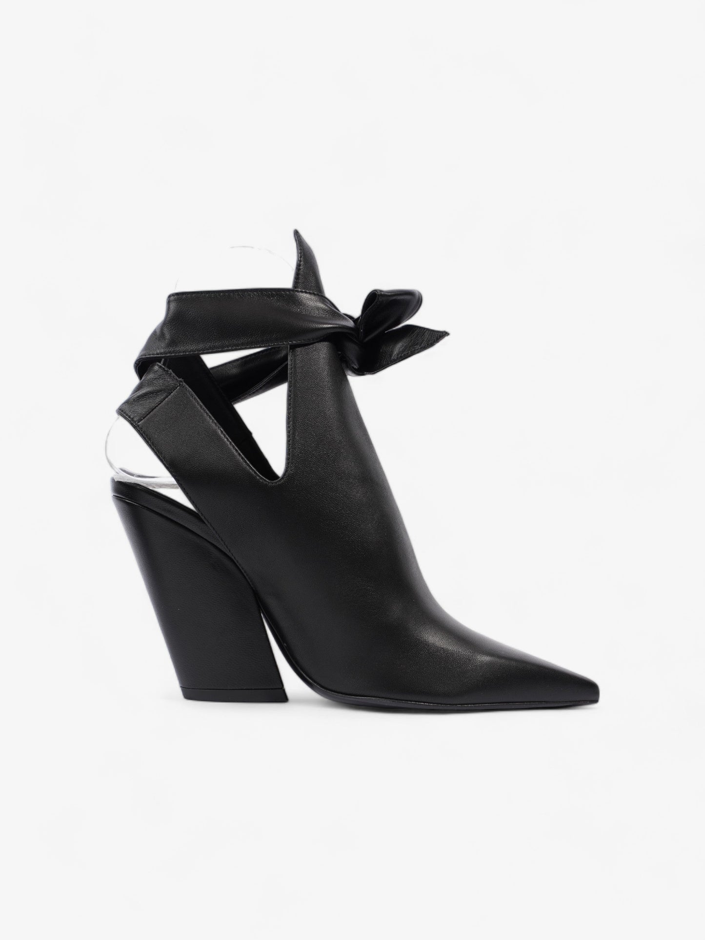 Burberry Leather Tie Pumps 100 Black Leather EU 35 UK 2