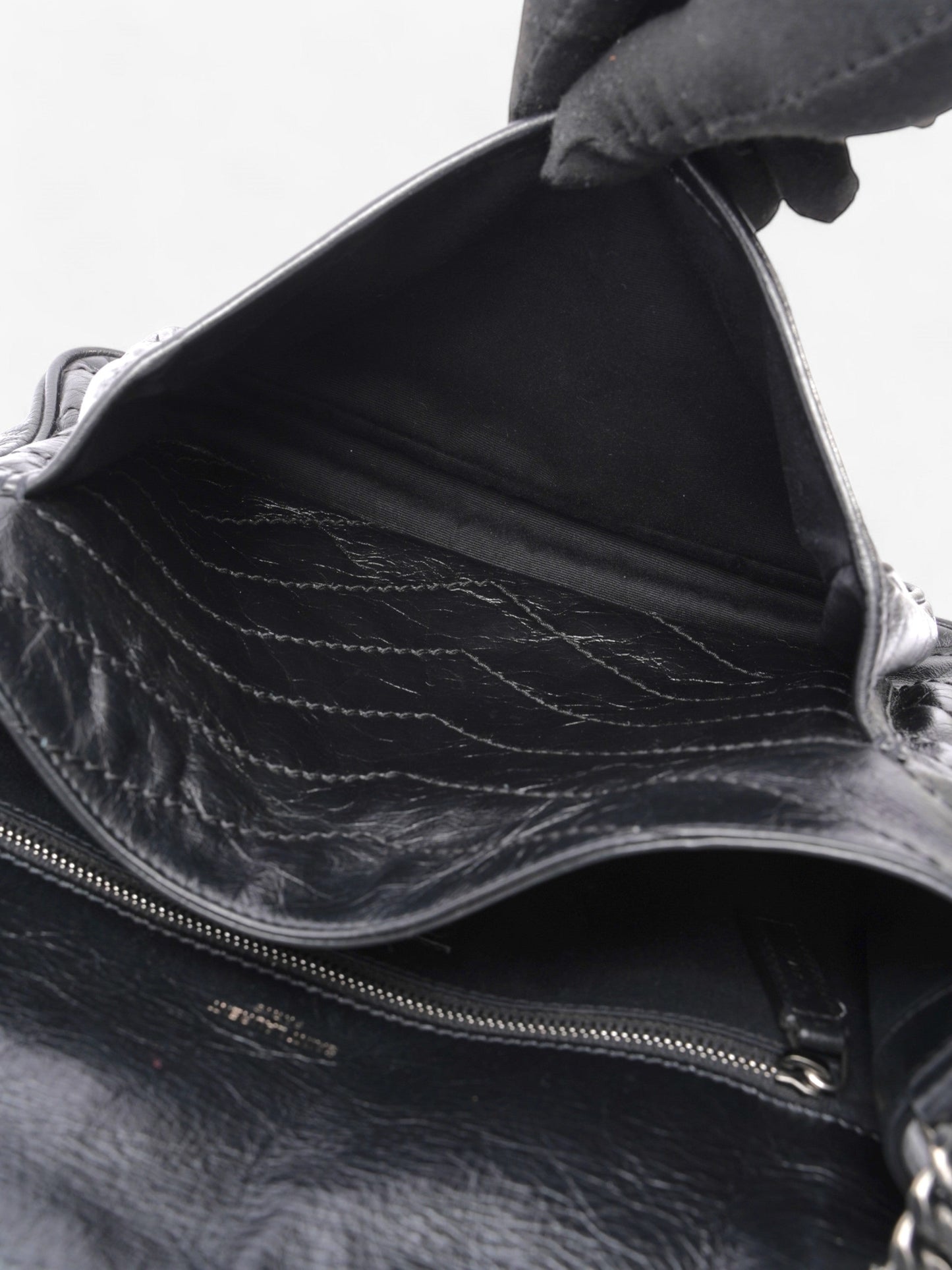 Saint Laurent Niki Black Leather Medium