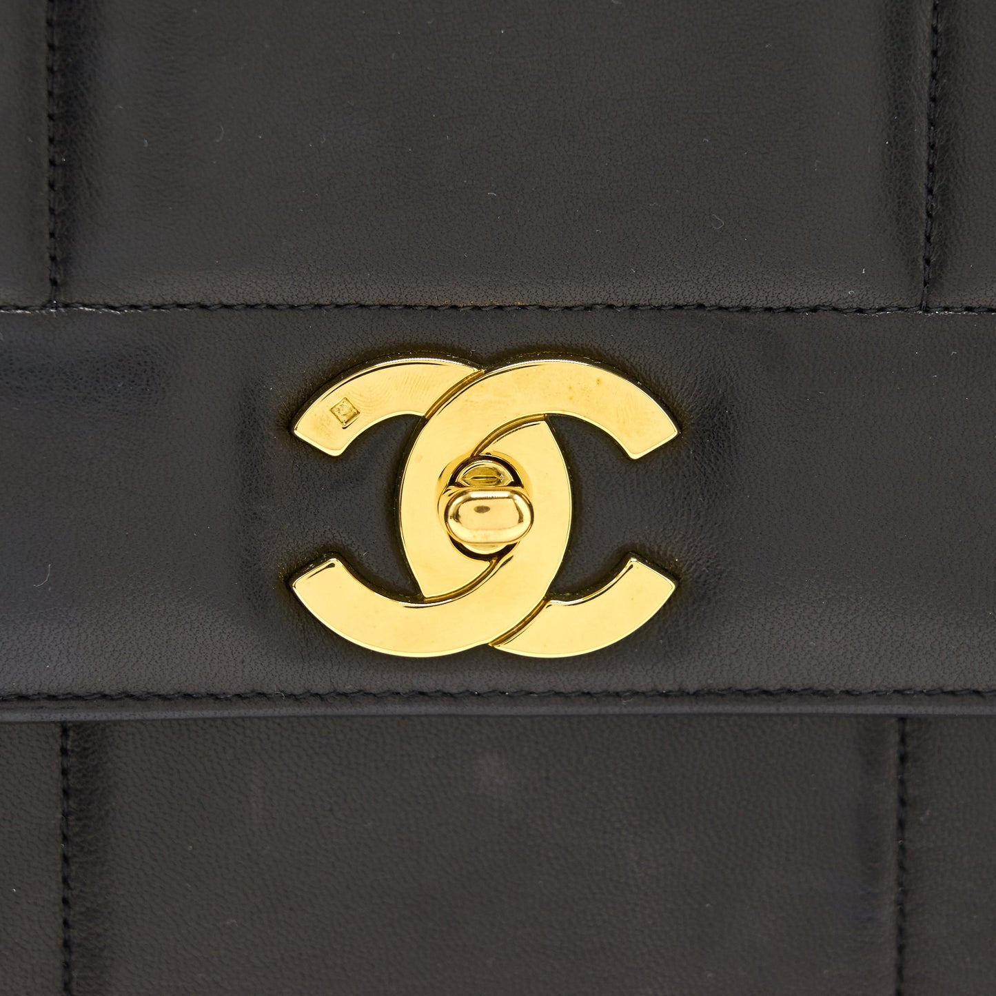 Chanel Vintage Lambskin Kelly Bag black