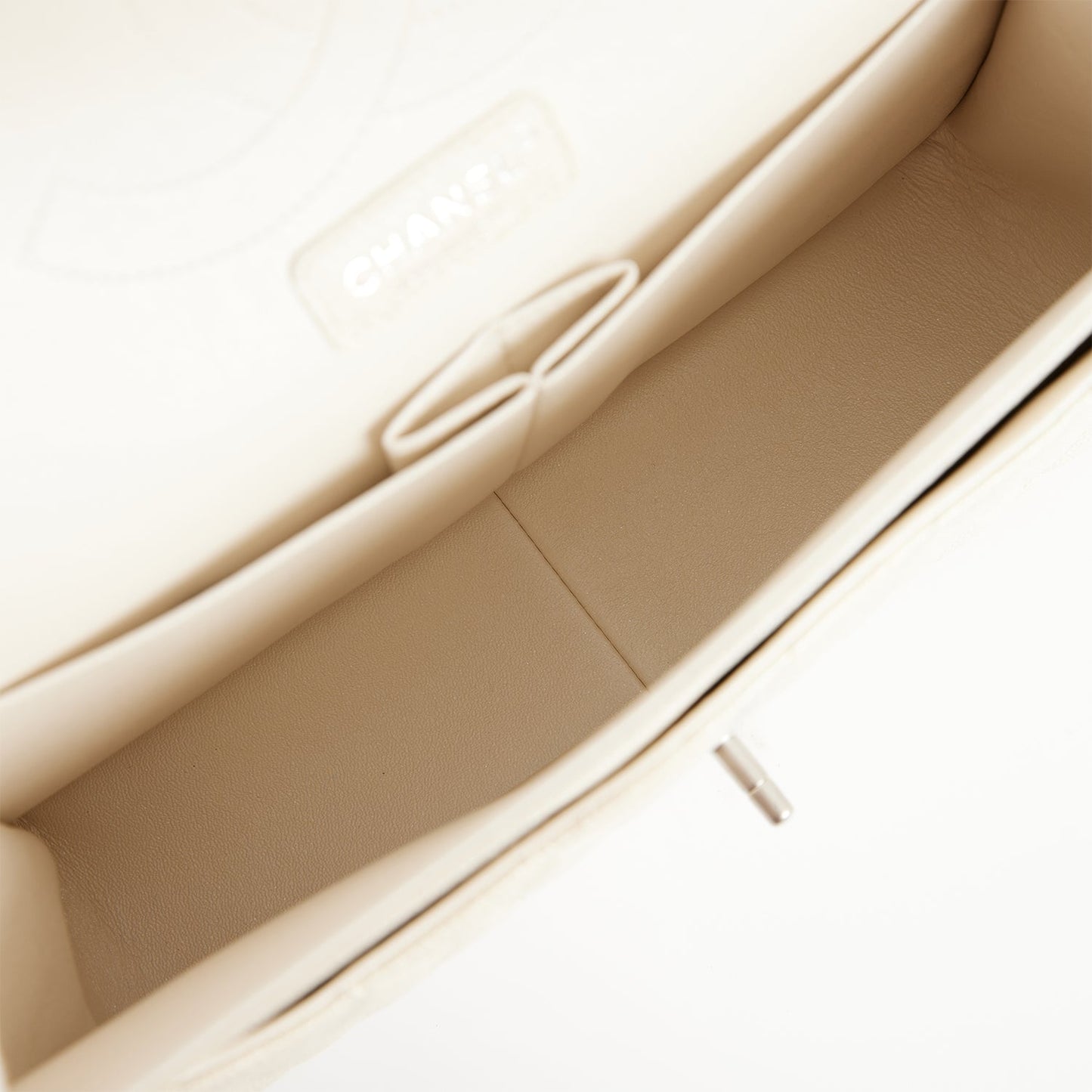 Chanel Jumbo Classic Double Flap Bag White Iridescent Caviar Silver Hardware