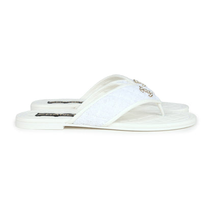 Chanel CC Logo Thong Sandals White Lambskin & Tweed 38 EU Gold Hardware