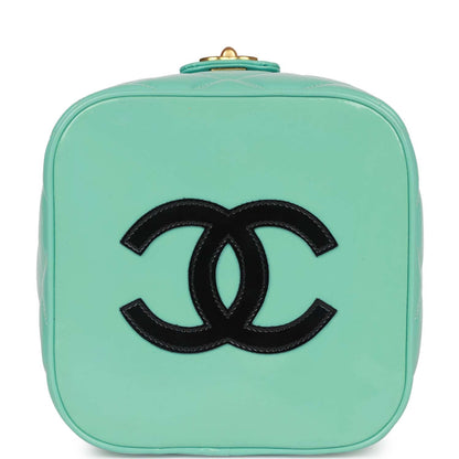 Chanel Vintage Vanity Heart Mirror Bag Turquoise Patent Gold Hardware