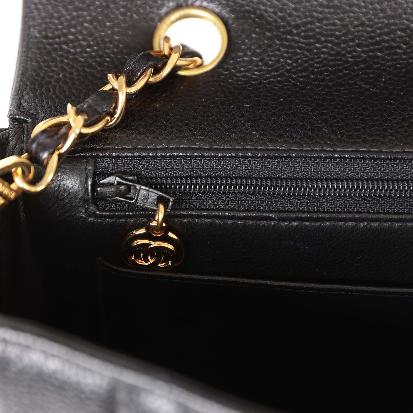 Chanel Vintage Medium Diana Flap Bag Black Caviar Gold Hardware