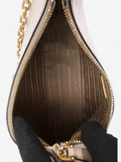Prada Hobo Re-Edition 2005 Nude Saffiano Leather