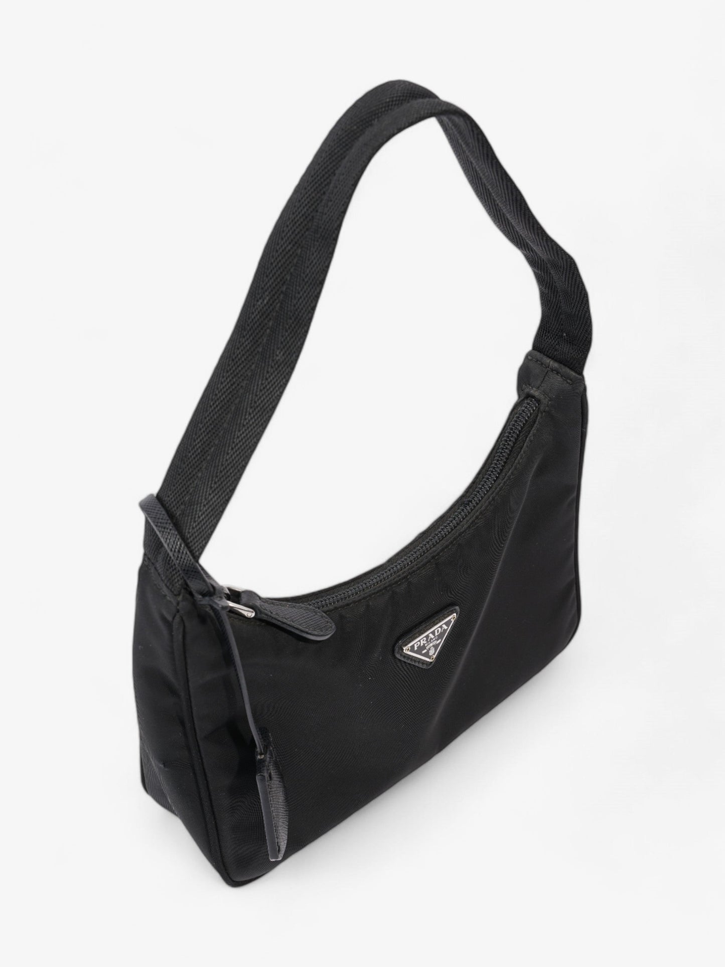 Prada Hobo Re-Edition 2000 Black Nylon
