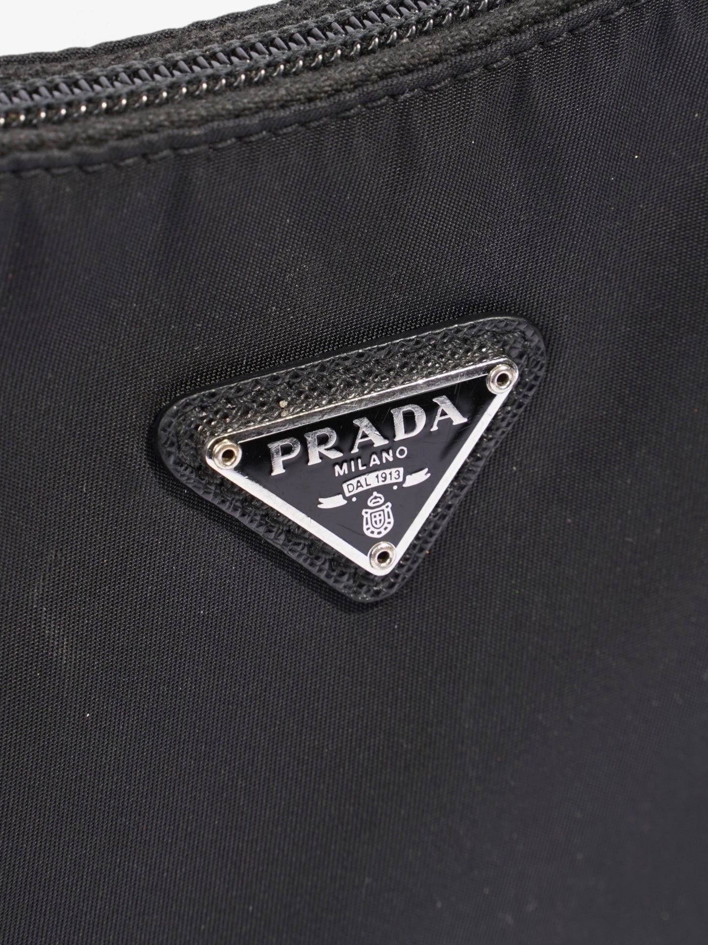 Prada Re-Edition 2000 Black Re Nylon