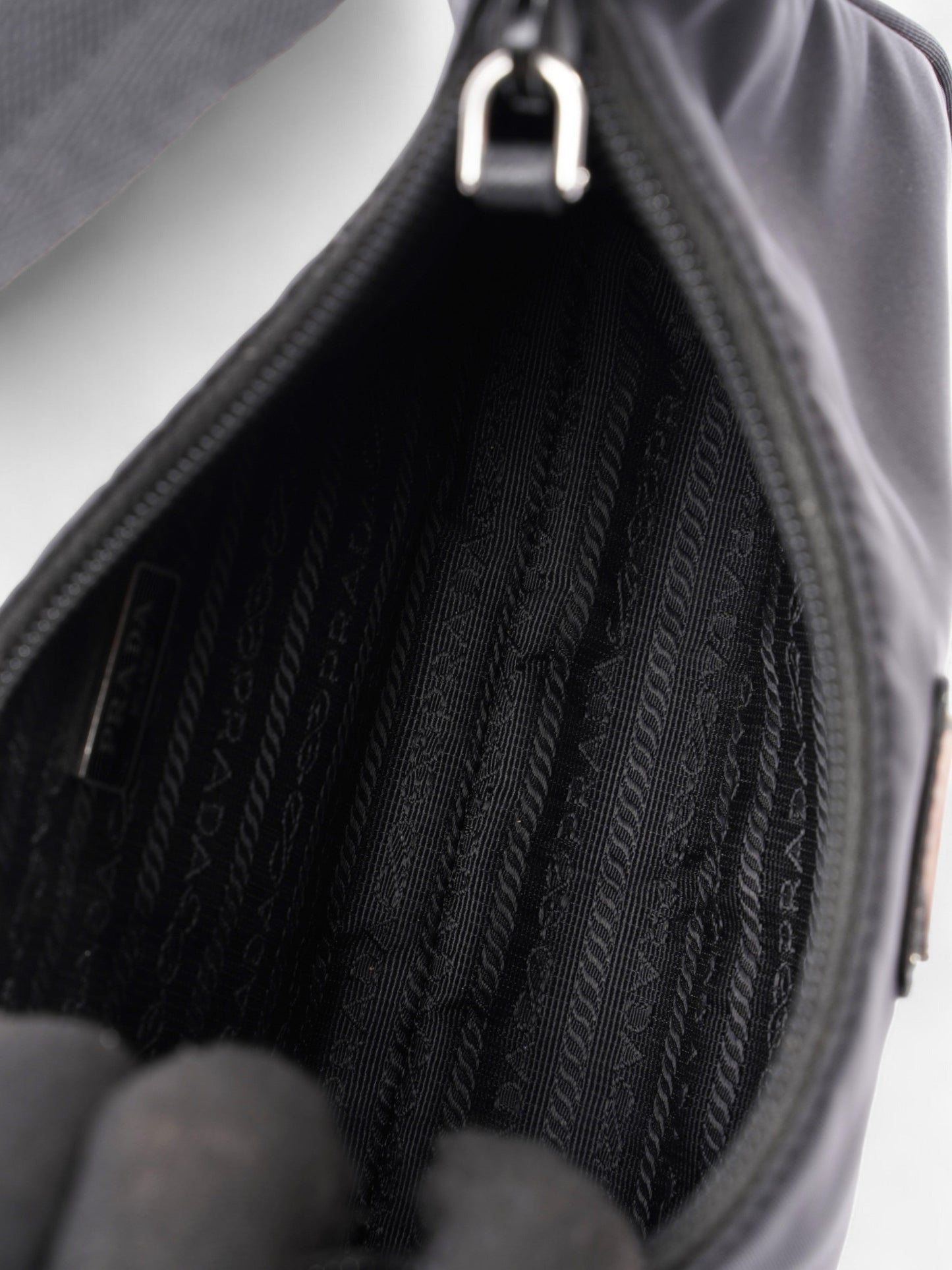Prada Re-Edition 2000 Black Re Nylon
