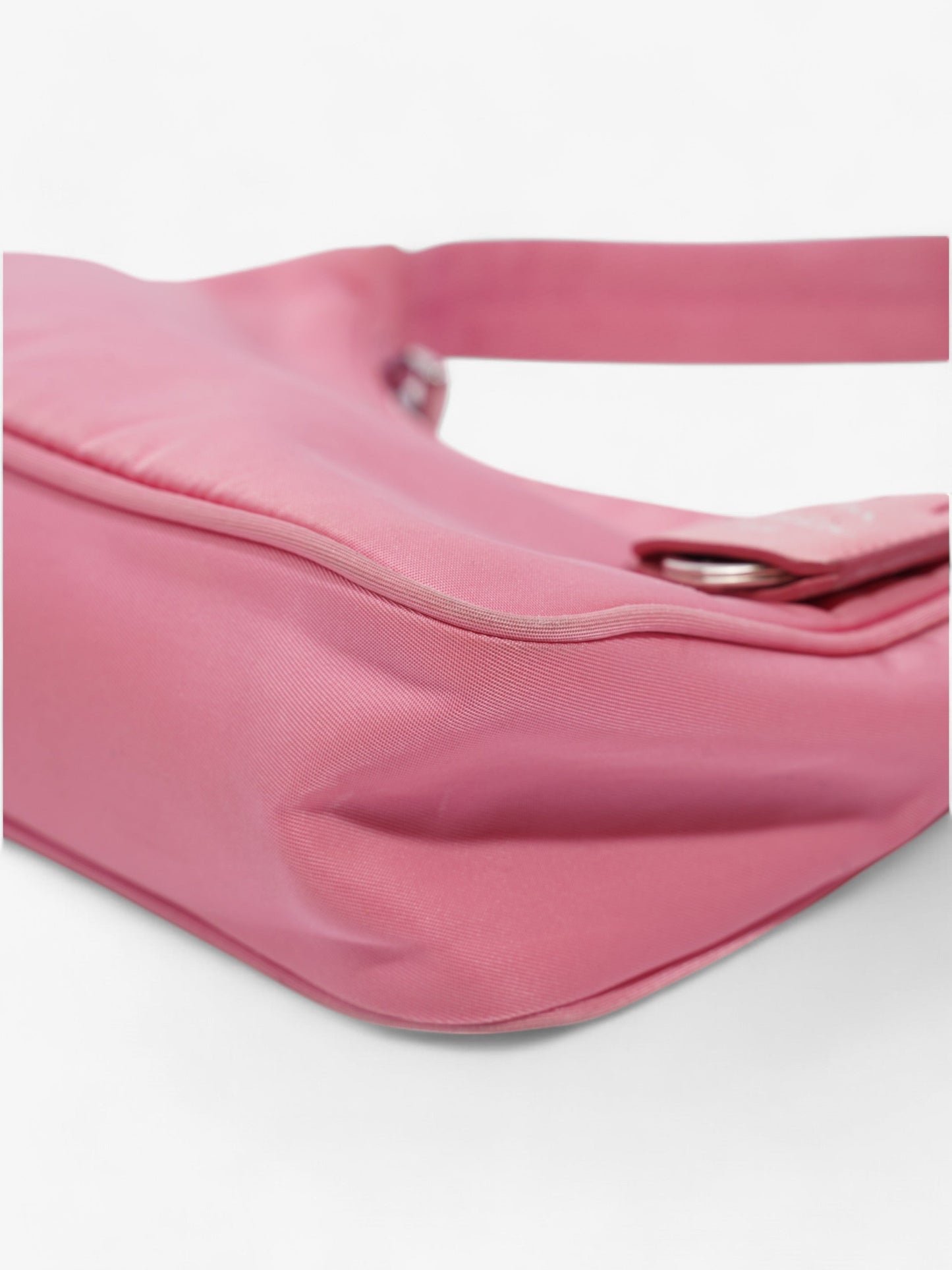 Prada Re-Edition 2000 Pink Re Nylon