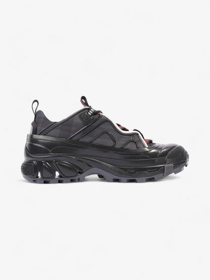 Burberry Arthur Sneakers Black / Red / White Rubber EU 43 UK 9