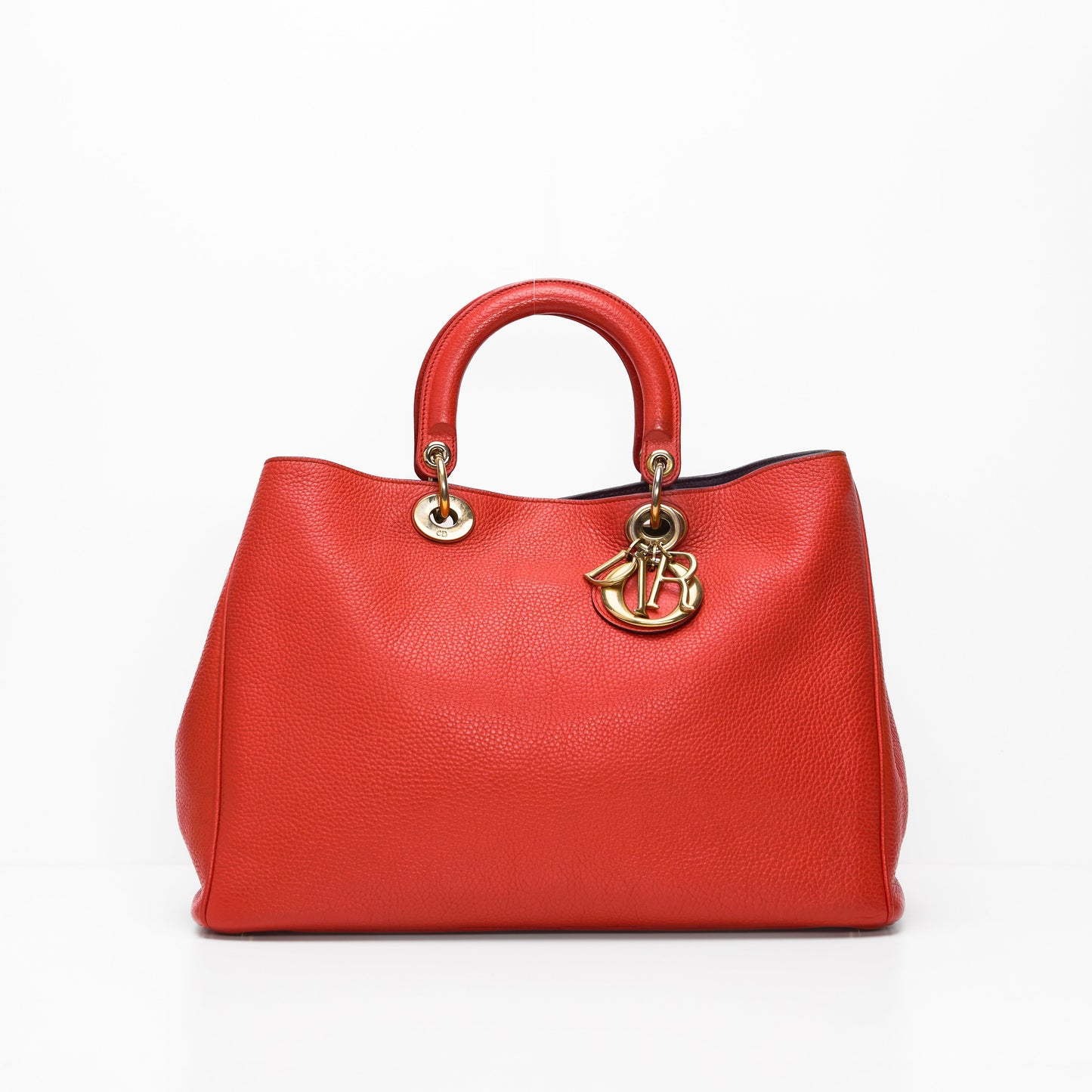 Diorissima in red