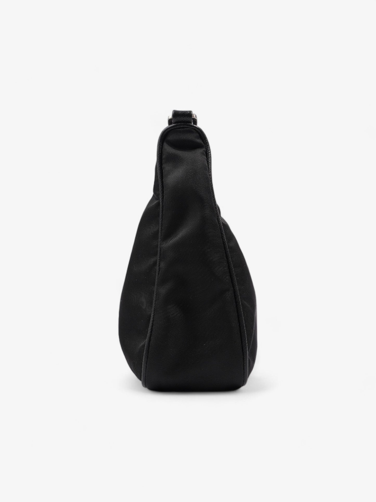 Prada Re-Edition 2005 Black Re Nylon