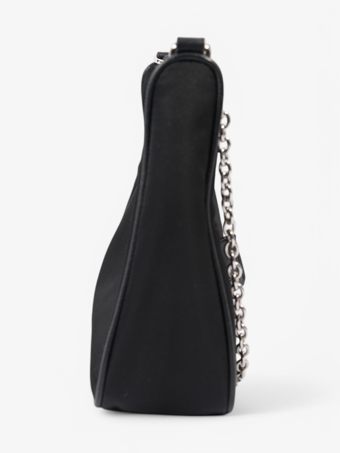 Prada Re-Edition 2005 Black Nylon