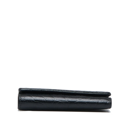 Chanel CC Camellia Leather Key Holder (SHG-YZObU4)
