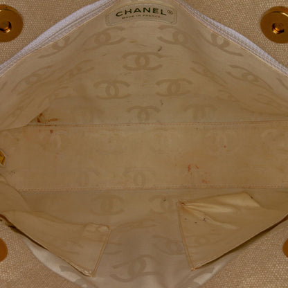 Chanel CC Canvas Tote (SHG-pv9GSf)