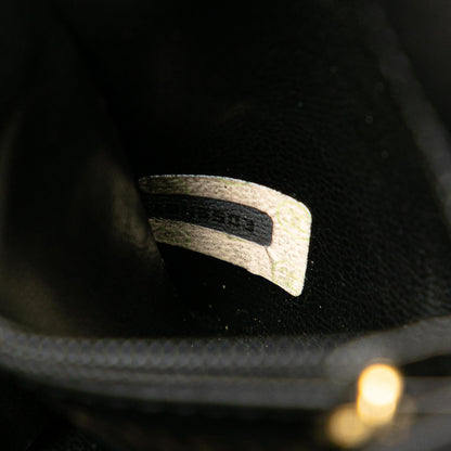 Chanel CC Quilted Lambskin Belt Bag (SHG-GMYcCg)
