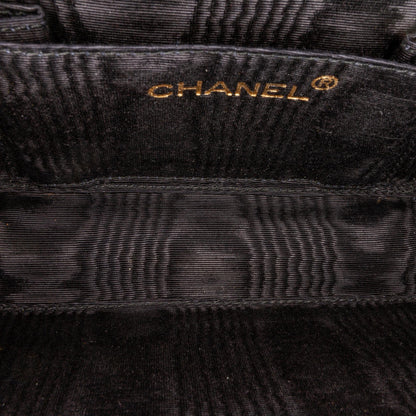 Chanel Canvas Crossbody Bag (SHG-37468)