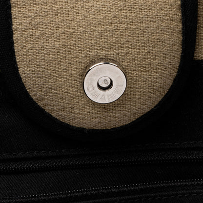 Chanel Canvas Deauville Medium Tote (SHF-SYyjAd)
