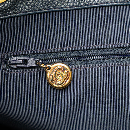 Chanel Caviar Chain Tote (SHG-LVCfQ6)