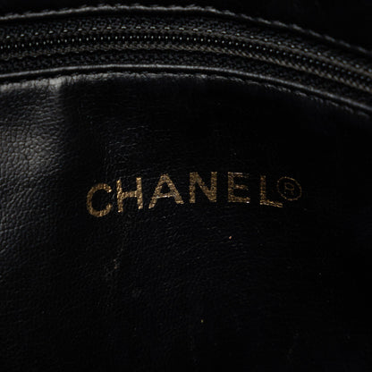 Chanel Caviar Front Pocket Chain Tote (SHG-XrkGWG)
