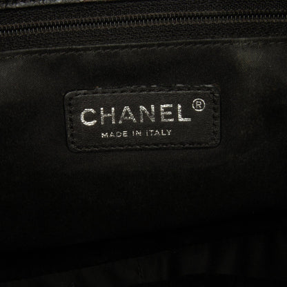 Chanel Caviar Grand Shopping Tote (SHG-rO3pnU)