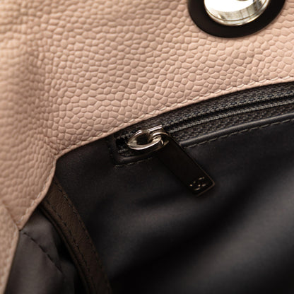 Chanel Caviar Grand Shopping Tote (SHG-QS2NB1)