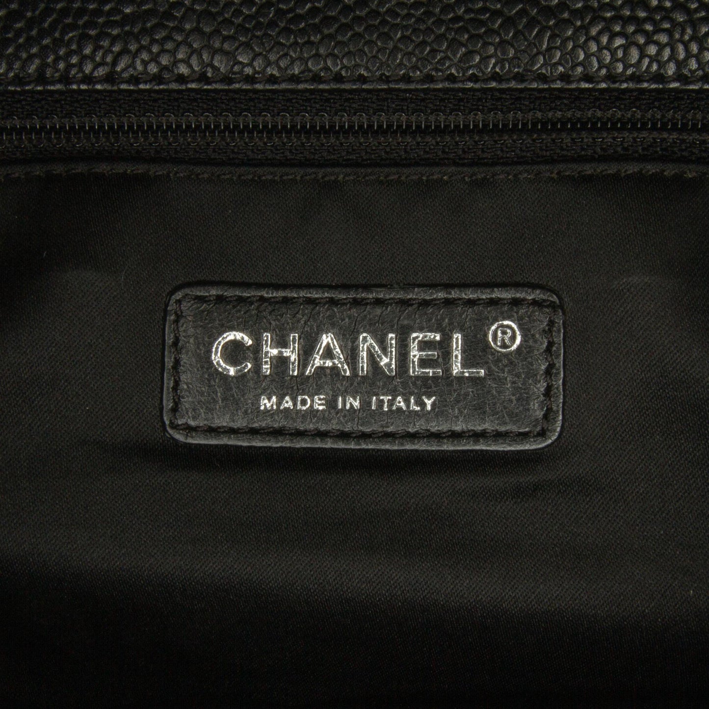 Chanel Caviar Grand Shopping Tote (SHG-TkcRLP)