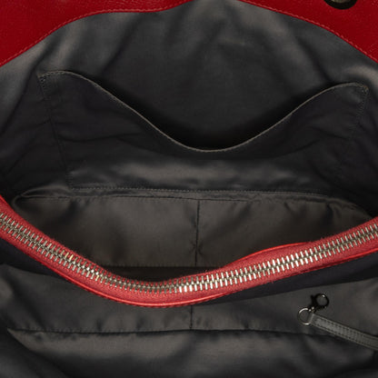Chanel Caviar Grand Shopping Tote (SHG-gPGnml)