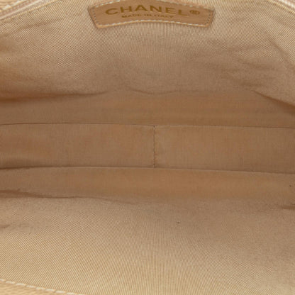 Chanel Caviar Grand Shopping Tote (SHG-V5TxH5)