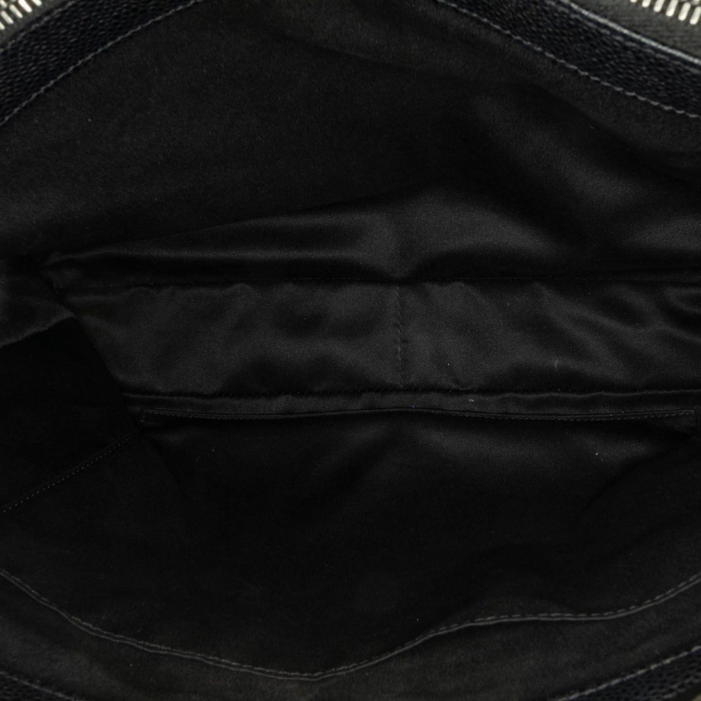 Chanel Caviar Grand Shopping Tote (SHG-1HyuWU)