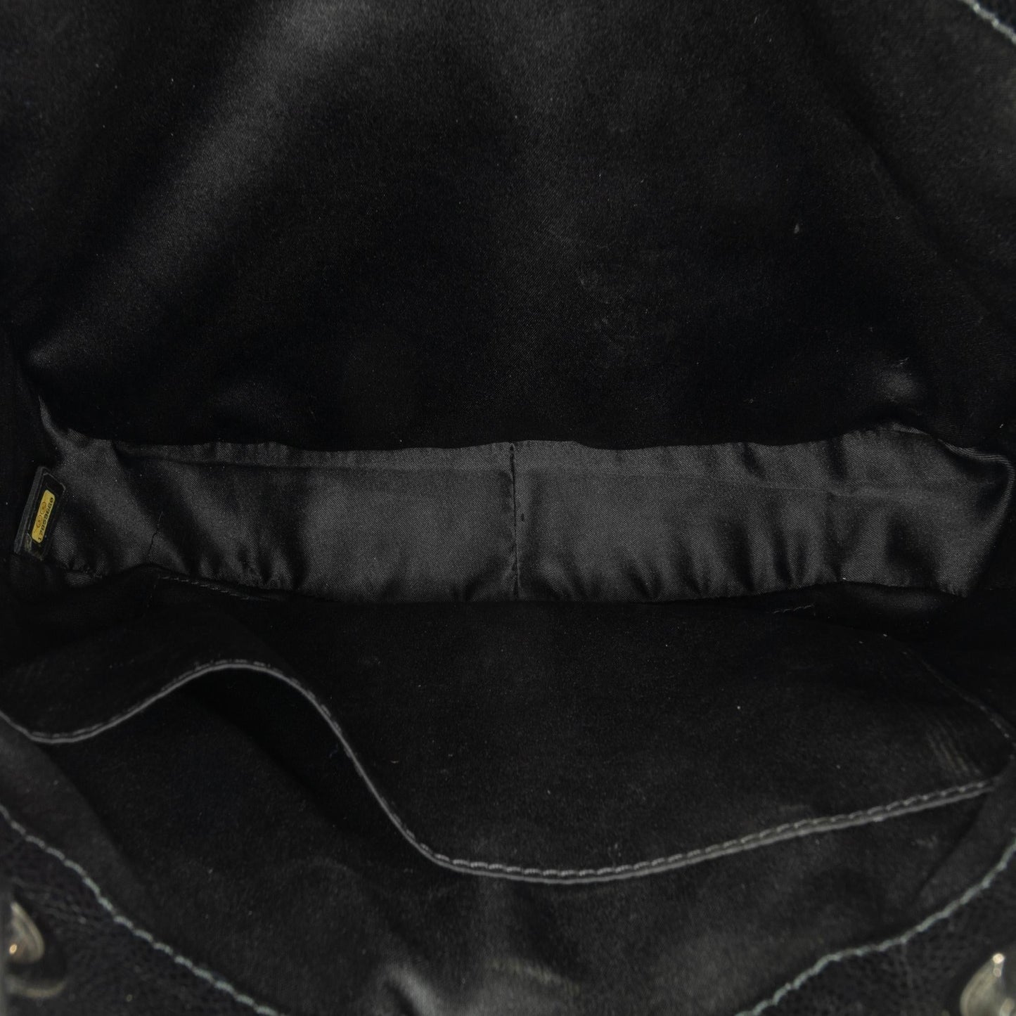 Chanel Caviar Grand Shopping Tote (SHG-UJa5nr)