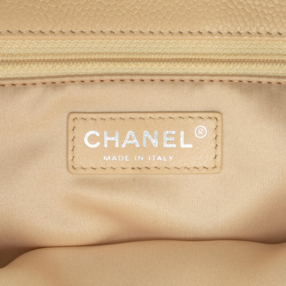 Chanel Caviar Grand Shopping Tote (SHG-wtRDYo)