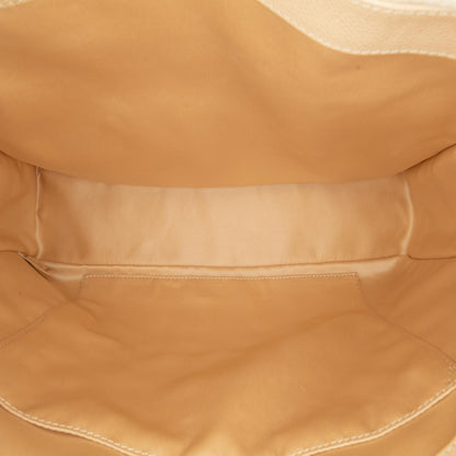 Chanel Caviar Grand Shopping Tote (SHG-wZDrX3)