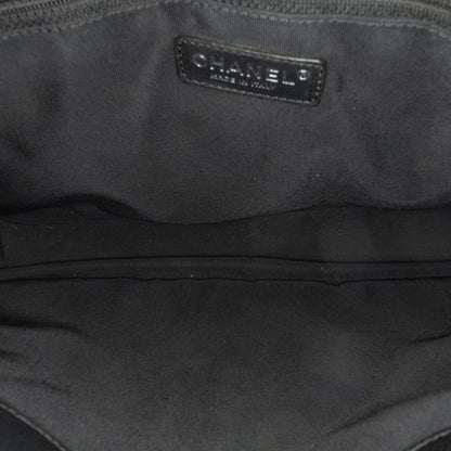 Chanel Caviar Grand Shopping Tote (SHG-sAOTMf)