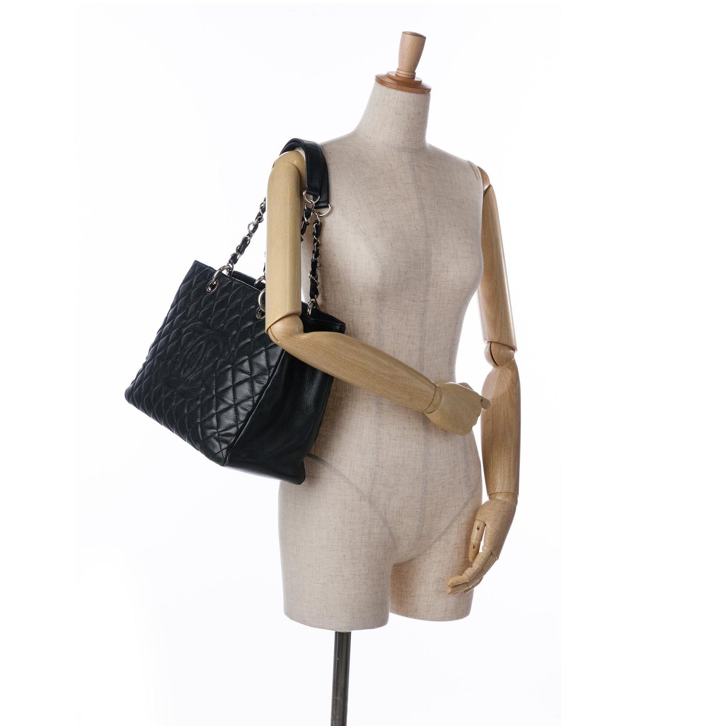 Chanel Caviar Grand Shopping Tote (SHG-WmeyV6)