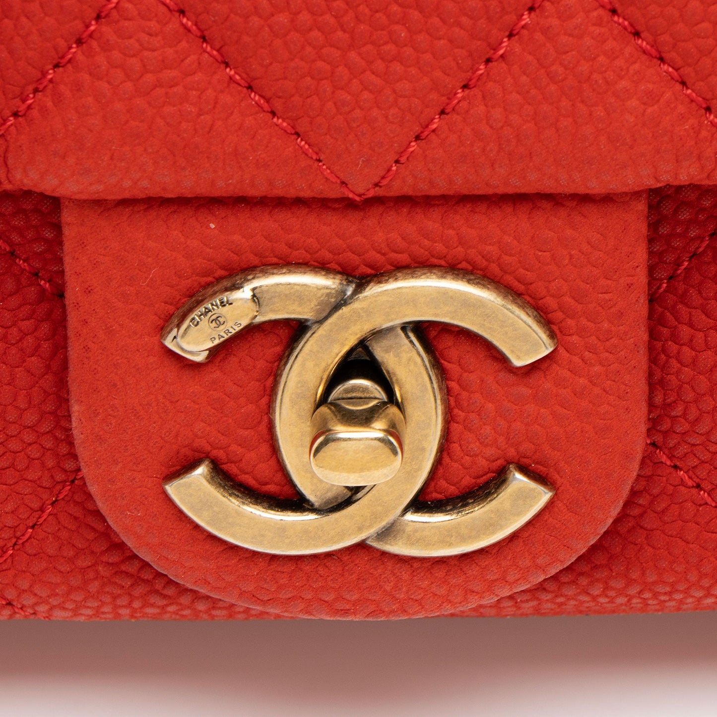 Chanel Caviar Leather Chic Quilt Flap Bag